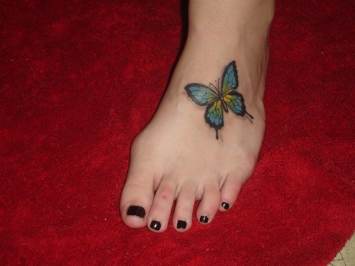 tatuajes para mujeres de mariposas43