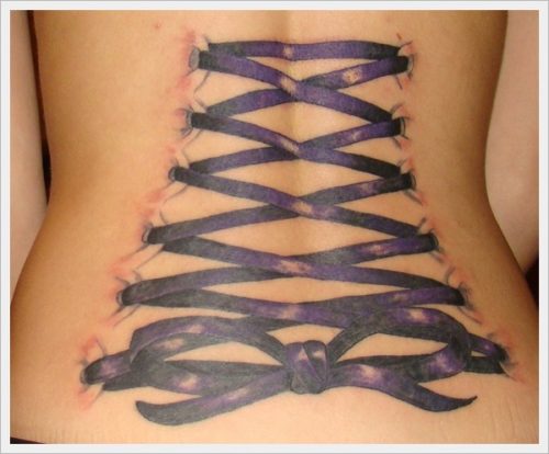 tatuajes para mujeres sexys en la espalda 20