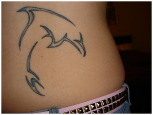 tatuajes de delfines diseños19