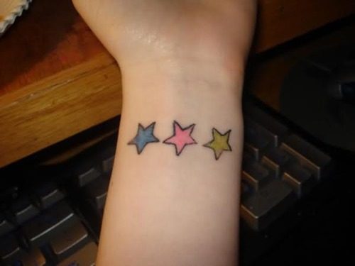 tatuajes de estrellas para mujeres17