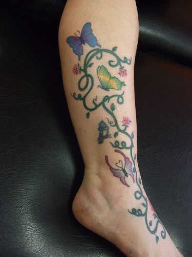 tatuajes-para-mujeres-en-la-pierna-18