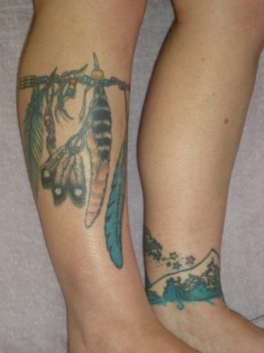 tatuajes-para-mujeres-en-la-pierna-29
