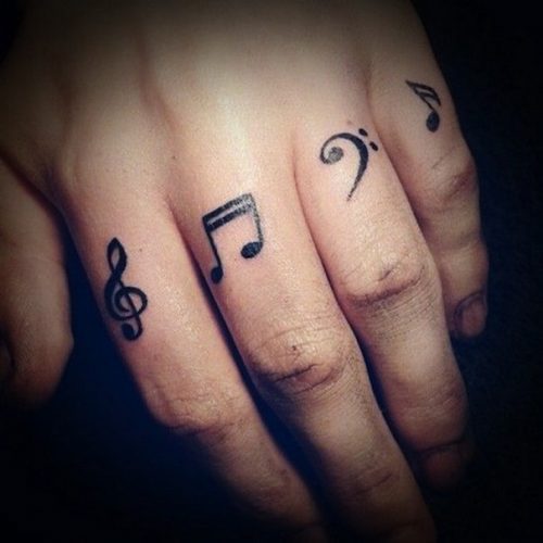 tatuajes-pequenos-de-notas-musicales-99