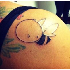 28 tatuajes de abejas muy bonitos